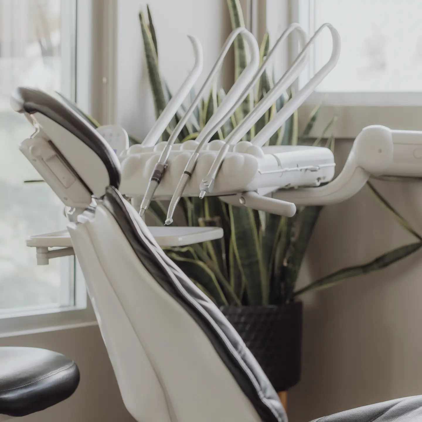 Dental Crowns & Bridges in Calgary